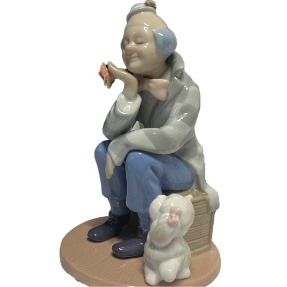 PS Design 2002 " Clown With Dog " Porcelain Detailed Figure EUC - Picture 2 of 10